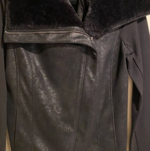 Jacket - Picture 2 of 5